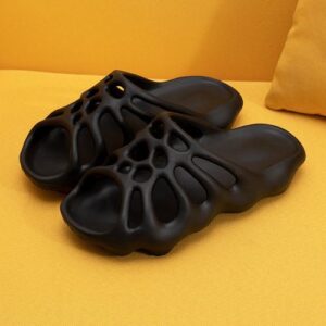 Summer Men Fashion Printing Outdoor Non_Slip Rubber Slippers EVA Indoor Soft Sole Couple Graffiti Sandals Male Beach Shoe(#E-Black)